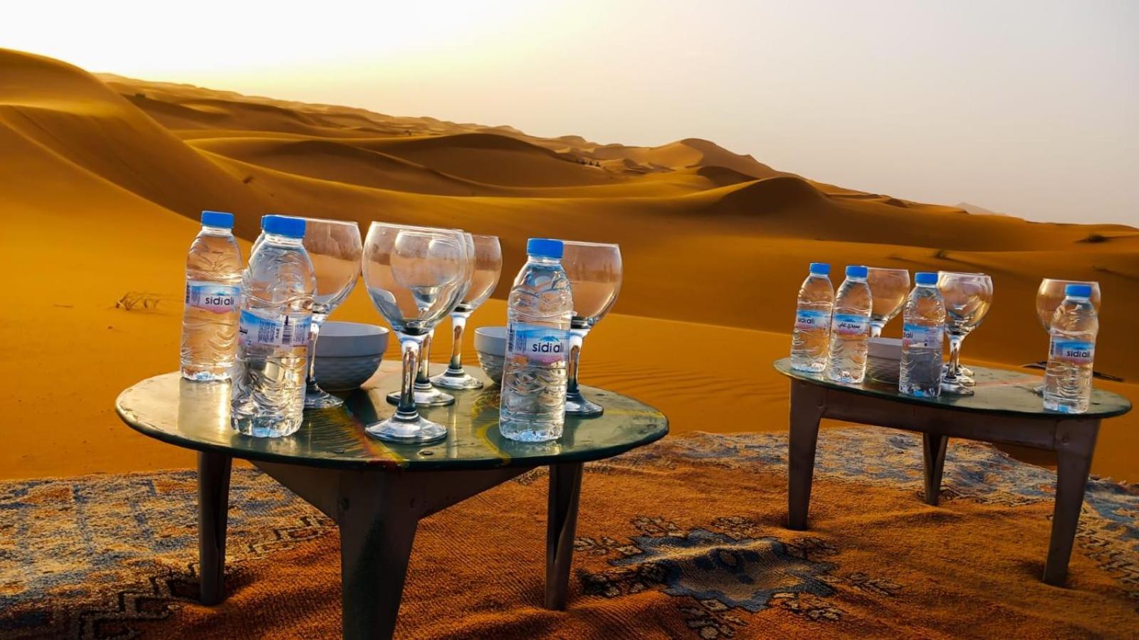 Aladdin Merzouga Camp Exterior photo