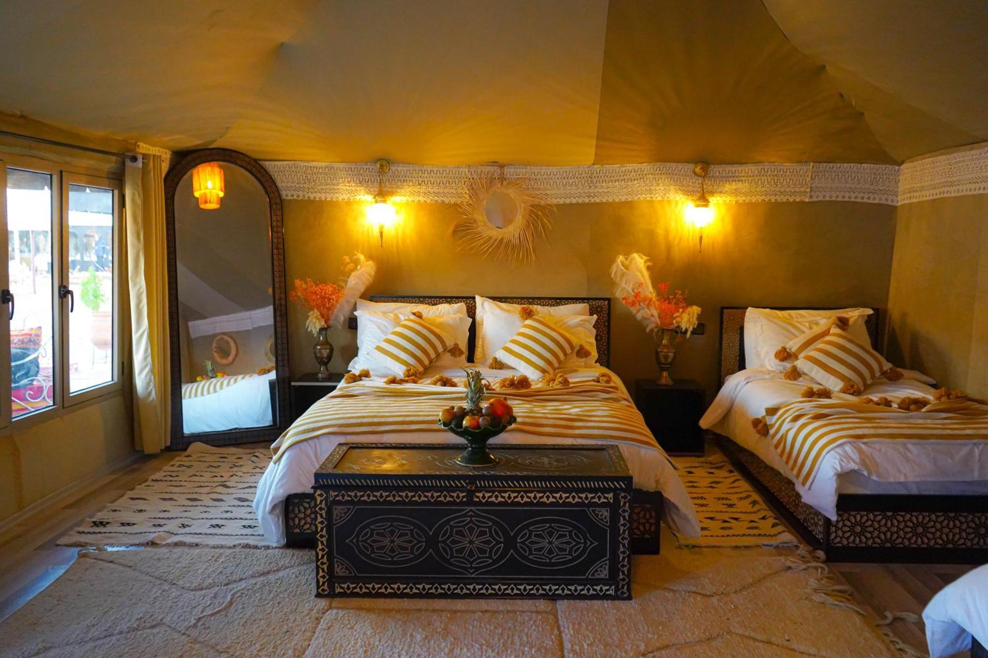 Aladdin Merzouga Camp Exterior photo